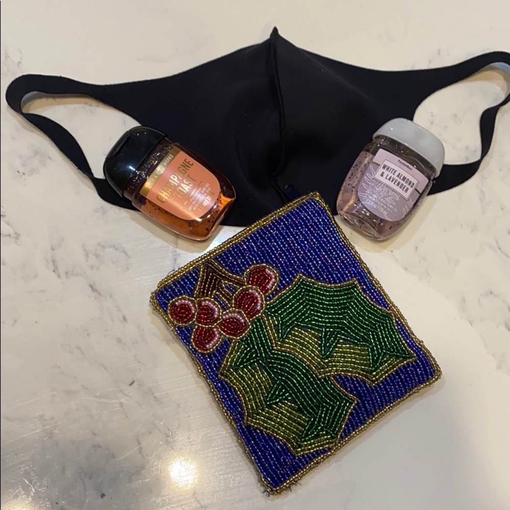 4/$20 Cute vintage bead C.Marie Zipper Coin Pouch